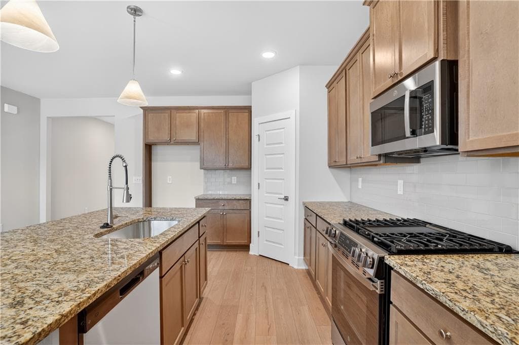 4 bedroom, 3 bathroom, 2,542 sq ft single family residence for sale at 212 Villa Rica Springs - Lot 9, Villa Rica, GA 30180 — photo 10