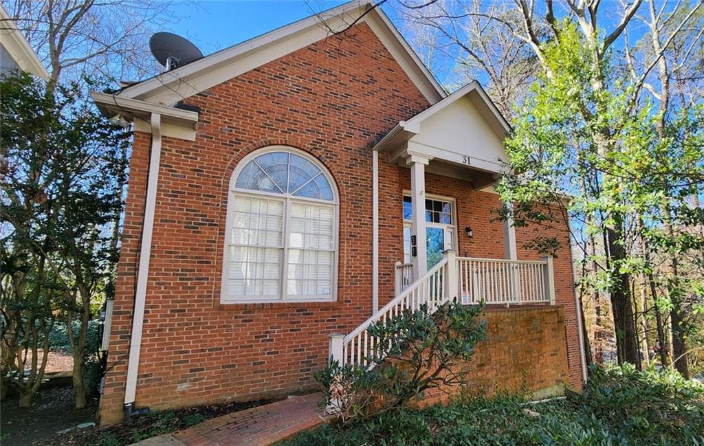 4 bedroom, 5 bathroom, 4,079 sq ft single family residence sold at 31 Greenland Trace, Atlanta, GA 30342