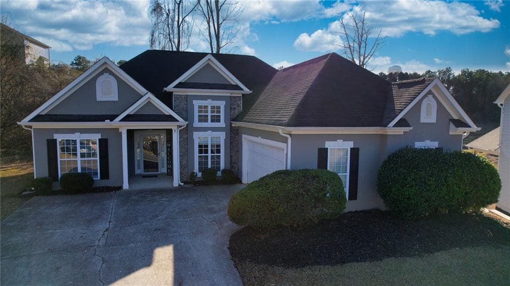 3 bedroom, 2 bathroom, 1,470 sq ft single family residence under contract at 2648 Neighborhood Walk, Villa Rica, GA 30180