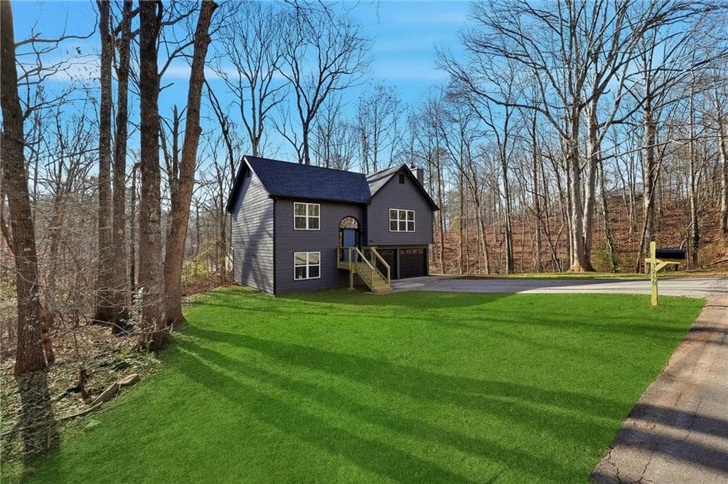 3260 Navajo Circle, Gainesville, GA 30501 — most recent listing photo