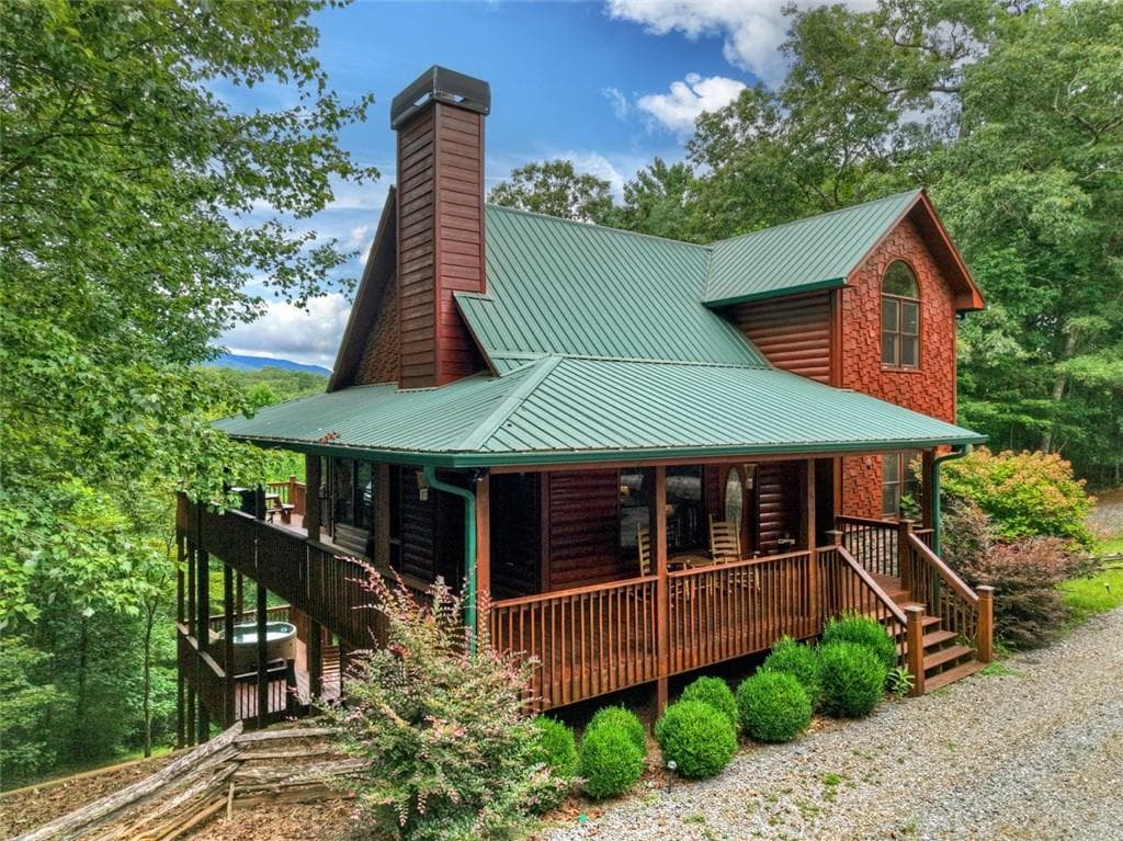 365 Trails End Summit, Ellijay, GA 30540 — most recent listing photo