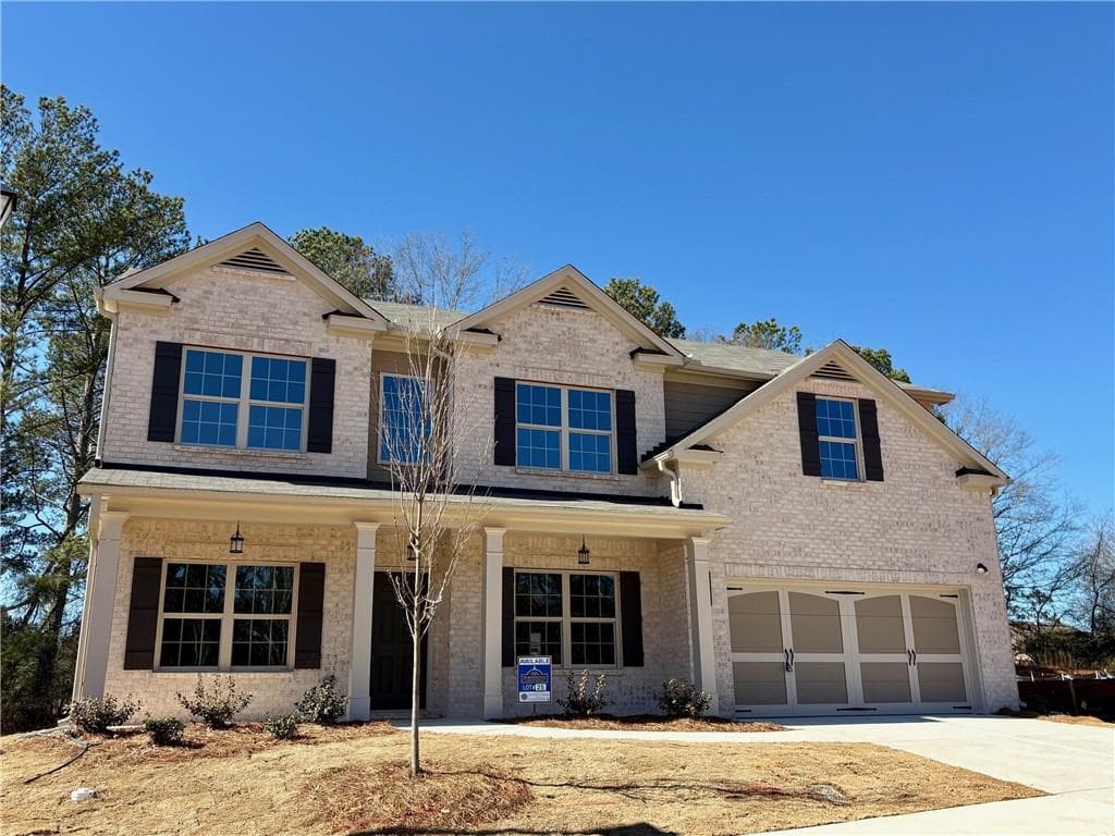 5 bedroom, 4 bathroom single family residence sold at 996 Lakeview Oaks Court, Grayson, GA 30017