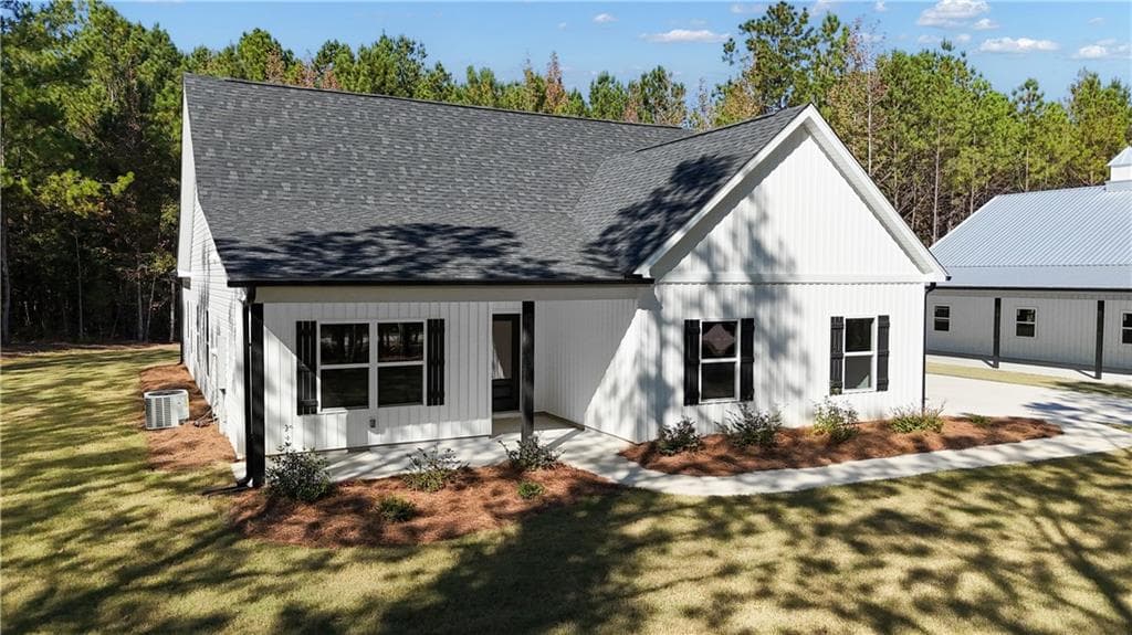 3 bedroom, 2 bathroom single family residence sold at 2114 Allie Road, Greenville, GA 30222