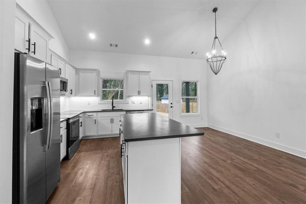 3 bedroom, 3 bathroom, 1,641 sq ft single family residence under contract at 114 Henson Drive, Monroe, GA 30655 — photo 10