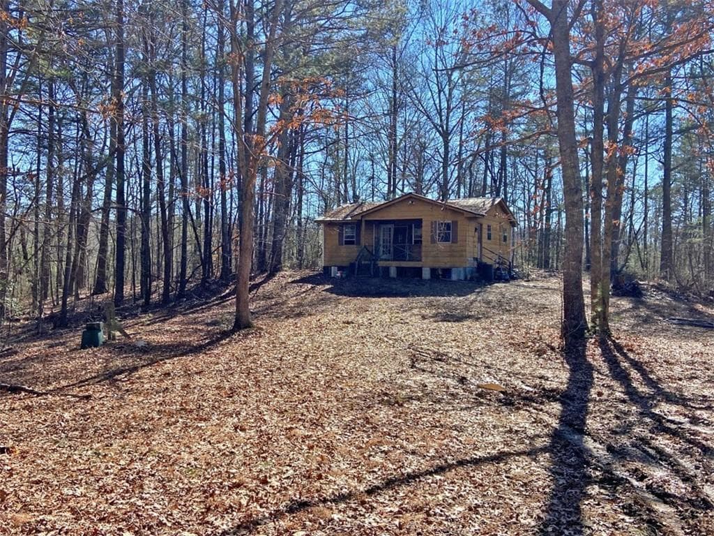 3 bedroom, 1 bathroom, 832 sq ft single family residence sold at 1394 Hwy. 136, Talking Rock, GA 30175