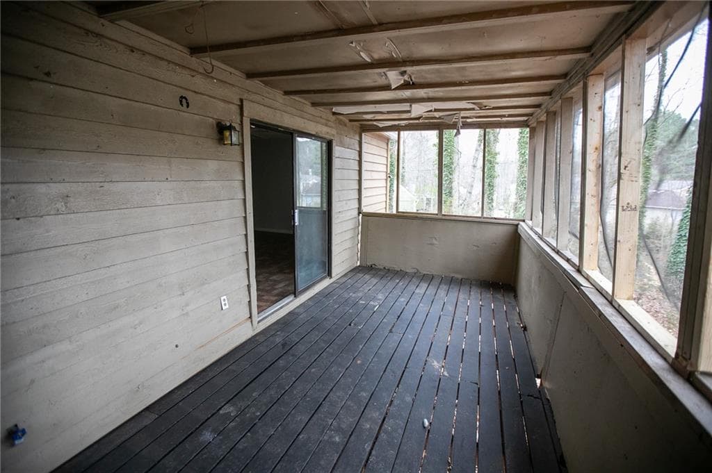 3 bedroom, 2 bathroom, 1,334 sq ft single family residence for sale at 4903 Martins Crossing Road, Stone Mountain, GA 30088 — photo 2
