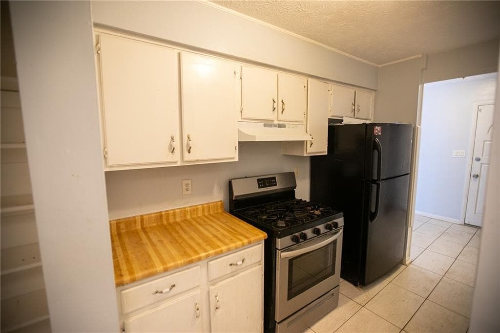 3 bedroom, 2 bathroom, 1,334 sq ft single family residence for sale at 4903 Martins Crossing Road, Stone Mountain, GA 30088 — photo 7