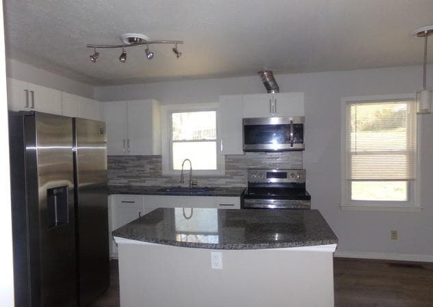 3 bedroom, 2 bathroom, 1,896 sq ft single family residence for sale at 1700 Pine Circle, Lawrenceville, GA 30044 — photo 3