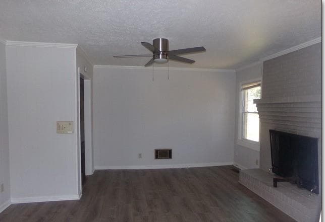 3 bedroom, 2 bathroom, 1,896 sq ft single family residence for sale at 1700 Pine Circle, Lawrenceville, GA 30044 — photo 5