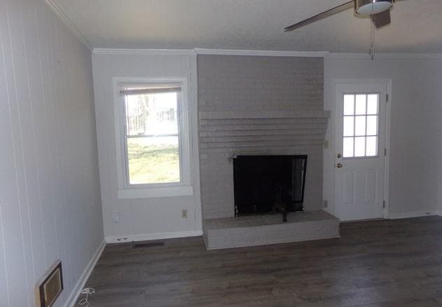 3 bedroom, 2 bathroom, 1,896 sq ft single family residence for sale at 1700 Pine Circle, Lawrenceville, GA 30044 — photo 6