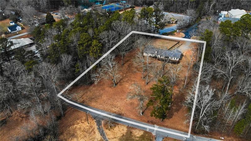 2 bedroom, 2 bathroom, 2,072 sq ft single family residence under contract at 277 Oak Street, Hiram, GA 30141 — photo 3