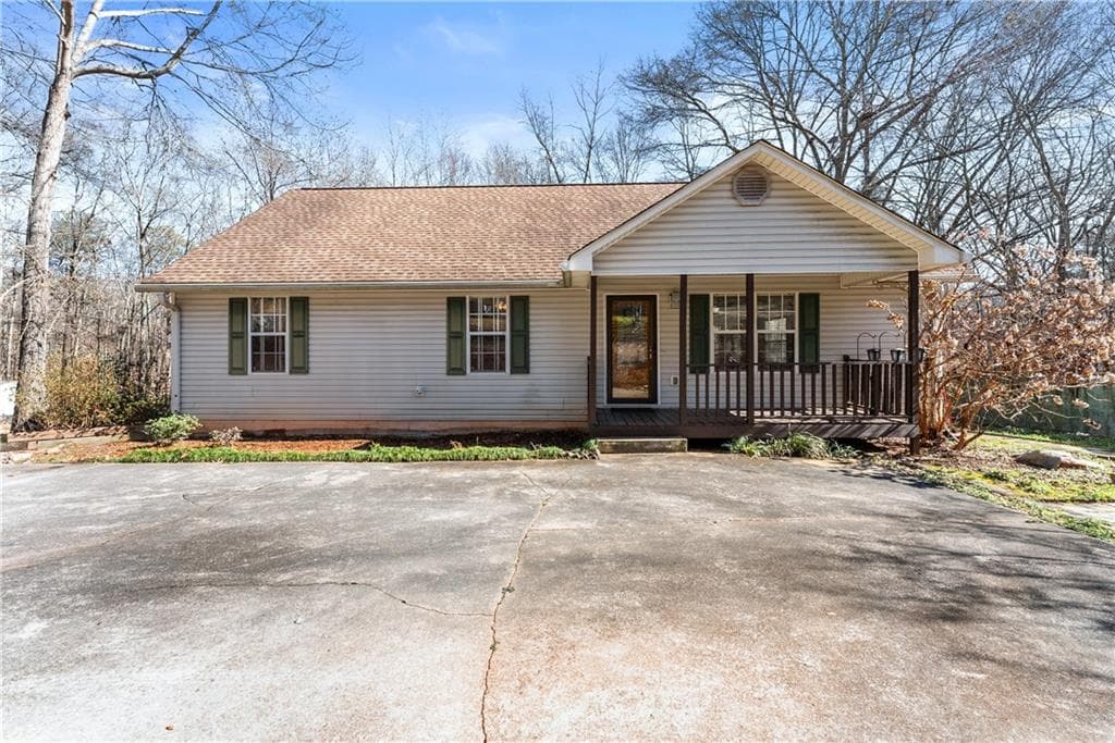 3026 Summer Lake Drive, Gainesville, GA 30506 — most recent listing photo