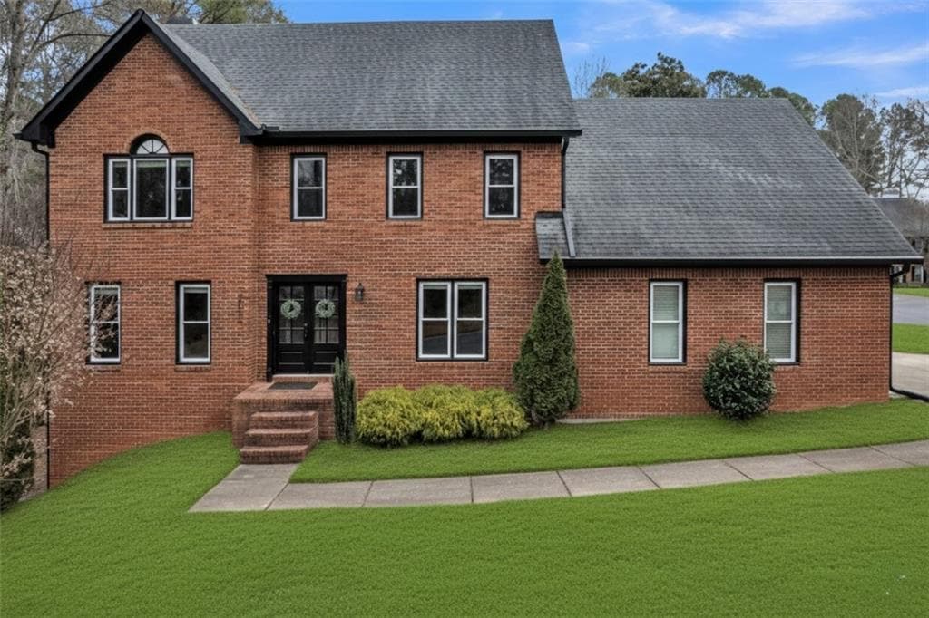 4 bedroom, 3 bathroom, 2,675 sq ft single family residence sold at 2052 Sanderlings Drive, Kennesaw, GA 30152