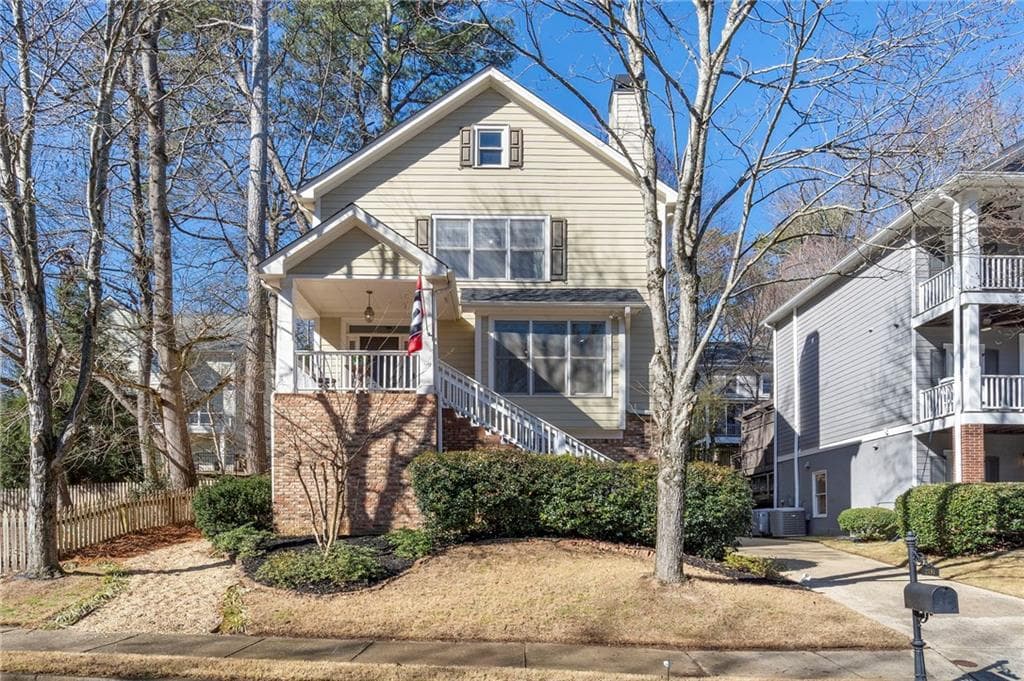 3 bedroom, 3 bathroom, 2,495 sq ft single family residence sold at 2137 Adams Overlook, Atlanta, GA 30318