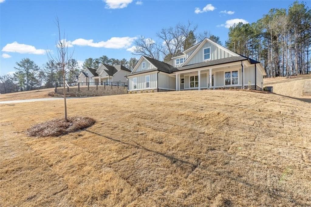 4 bedroom, 3 bathroom, 2,295 sq ft single family residence for sale at 7 Everwood Court, Rome, GA 30161 — photo 4