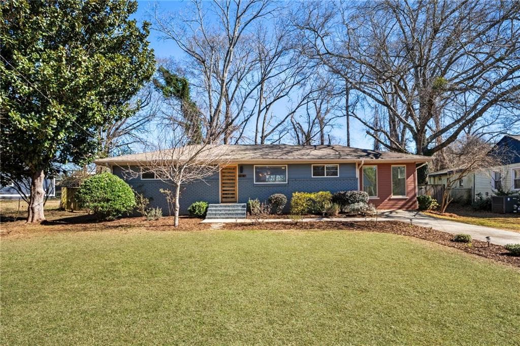 3 bedroom, 2 bathroom, 1,482 sq ft single family residence sold at 318 Morgan Place, Atlanta, GA 30317