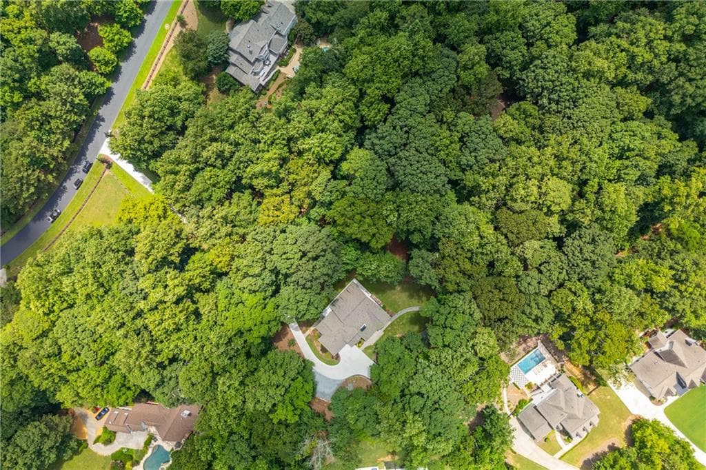 5 bedroom, 6 bathroom, 7,497 sq ft single family residence for sale at 910 Pleasant Hollow Trail, Milton, GA 30004 — photo 3
