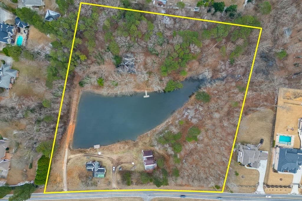 3 bedroom, 3 bathroom single family residence for sale at 3251 Camp Branch Road, Buford, GA 30519 — photo 3