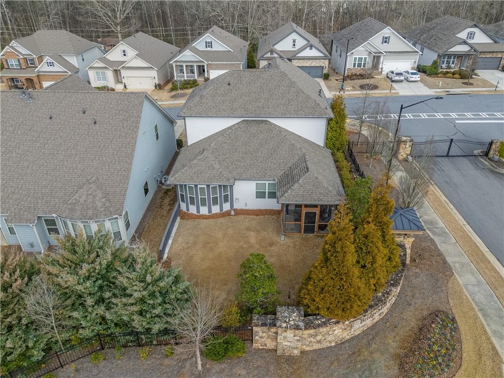 4 bedroom, 3 bathroom, 2,271 sq ft single family residence under contract at 114 Overlook Ridge Way, Canton, GA 30114 — photo 8