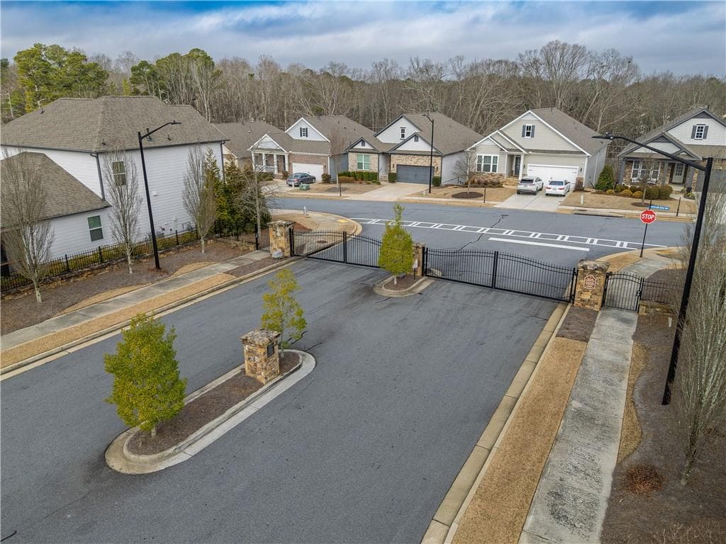 4 bedroom, 3 bathroom, 2,271 sq ft single family residence under contract at 114 Overlook Ridge Way, Canton, GA 30114 — photo 10
