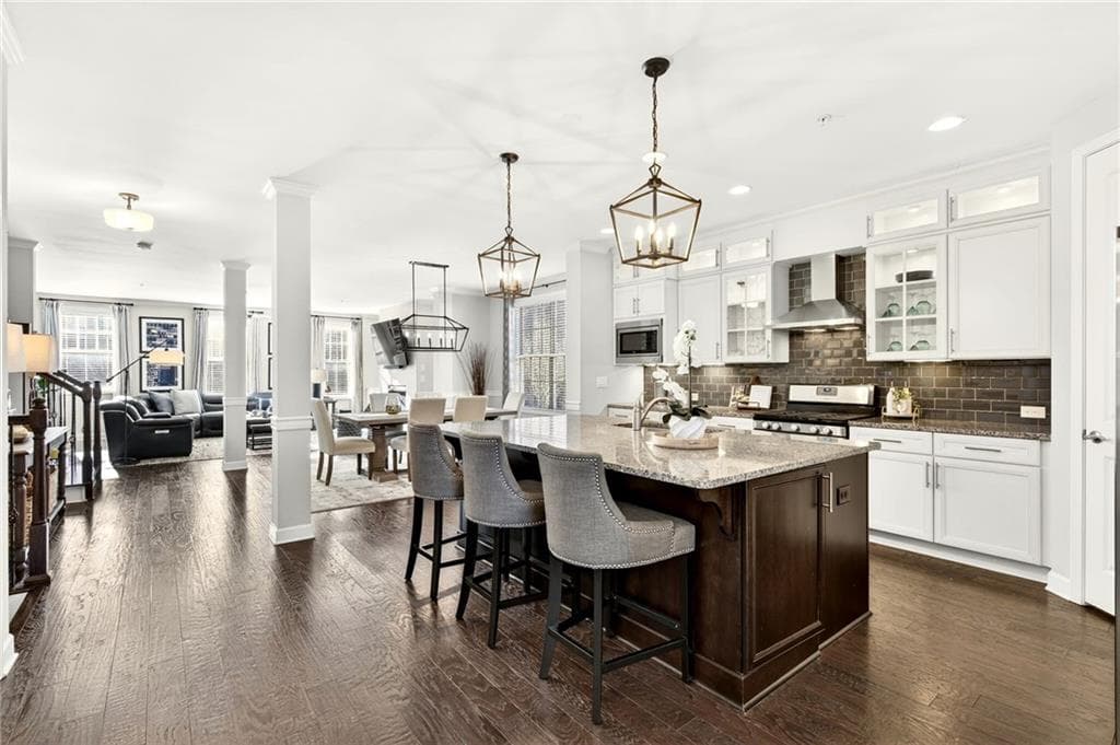 516 Micayne Circle 6, Smyrna, GA 30082 — most recent listing photo