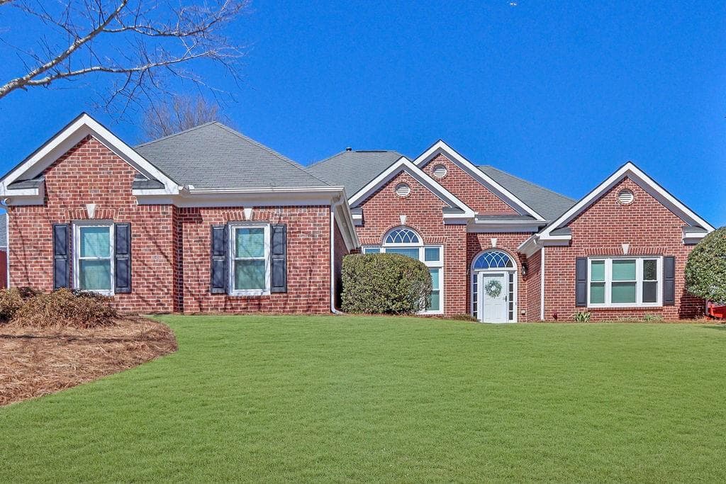 1040 Lewis Ridge Circle, Lawrenceville, GA 30045 — most recent listing photo