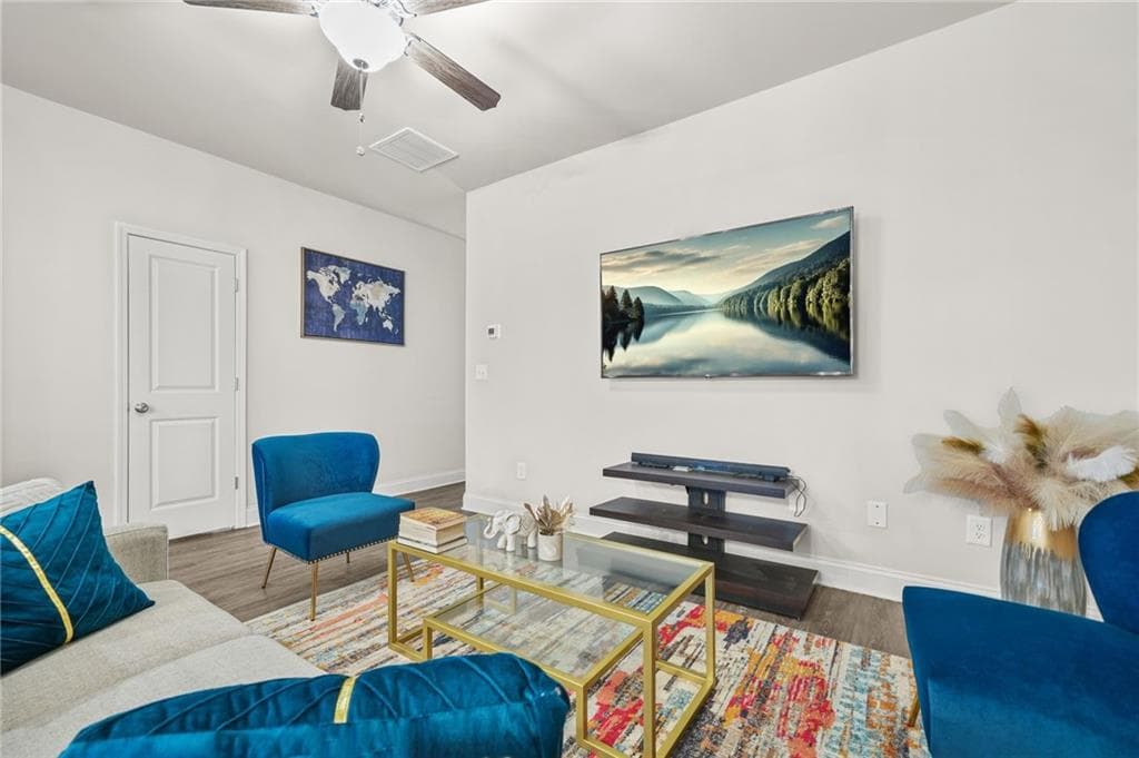 2 bedroom, 3 bathroom, 1,404 sq ft townhouse for sale at 6256 TRICKLE Bend, Atlanta, GA 30349 — photo 8