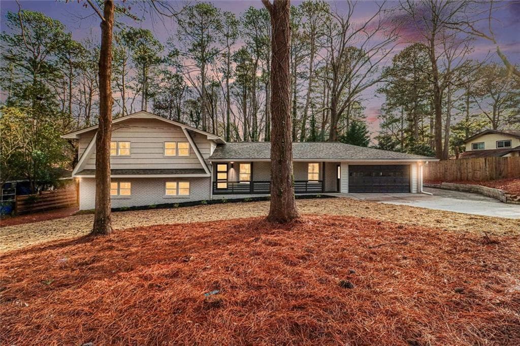 5 bedroom, 3 bathroom, 2,716 sq ft single family residence sold at 2870 Briarglen Drive, Atlanta, GA 30340
