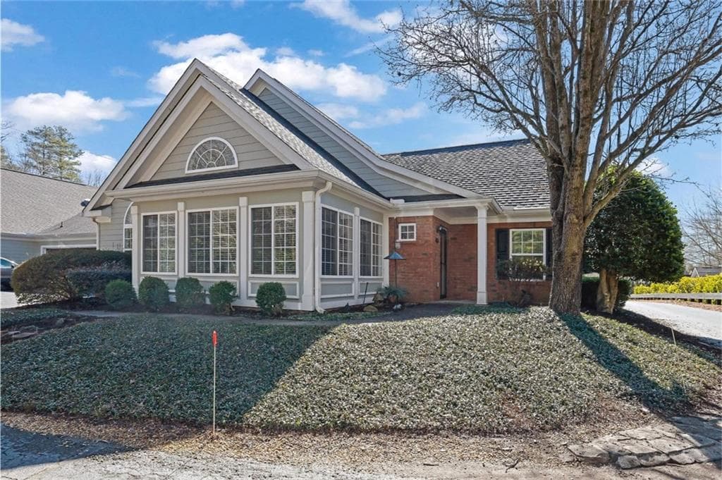 2947 Oakside Circle, Alpharetta, GA 30004 — most recent listing photo