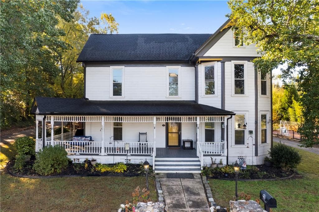 112 Cherry Street, Adairsville, GA 30103 — most recent listing photo