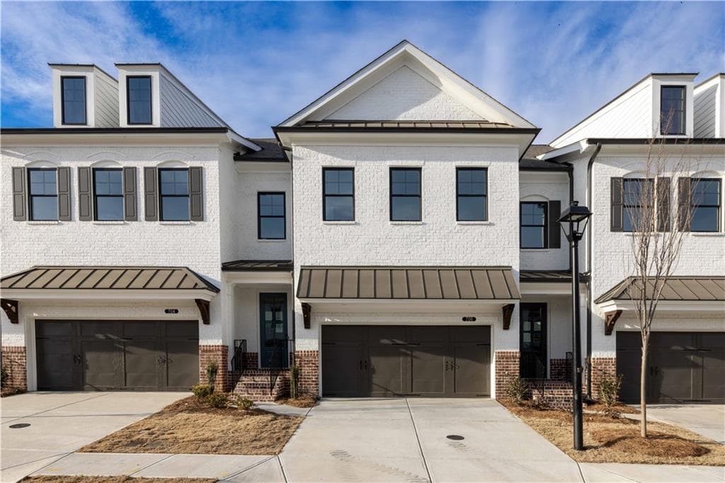 3 bedroom, 3 bathroom, 2,010 sq ft townhouse sold at 706 Dodd Lane 157, Buford, GA 30518