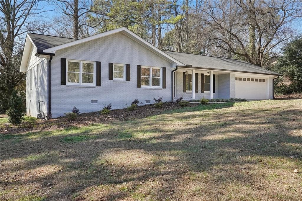 3 bedroom, 2 bathroom, 1,695 sq ft single family residence for sale at 507 Castleaire Drive, Stone Mountain, GA 30087 — photo 6
