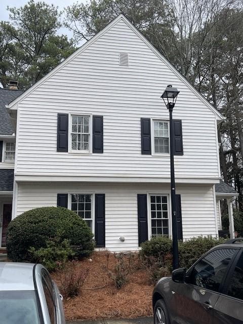 3 bedroom, 2 bathroom, 1,730 sq ft condominium sold at 4147 N Gloucester Place, Atlanta, GA 30341