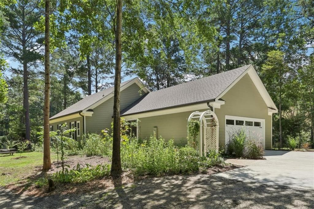 2 bedroom, 2 bathroom, 1,258 sq ft single family residence under contract at 250 Stagecoach Road, Oxford, GA 30054 — photo 8