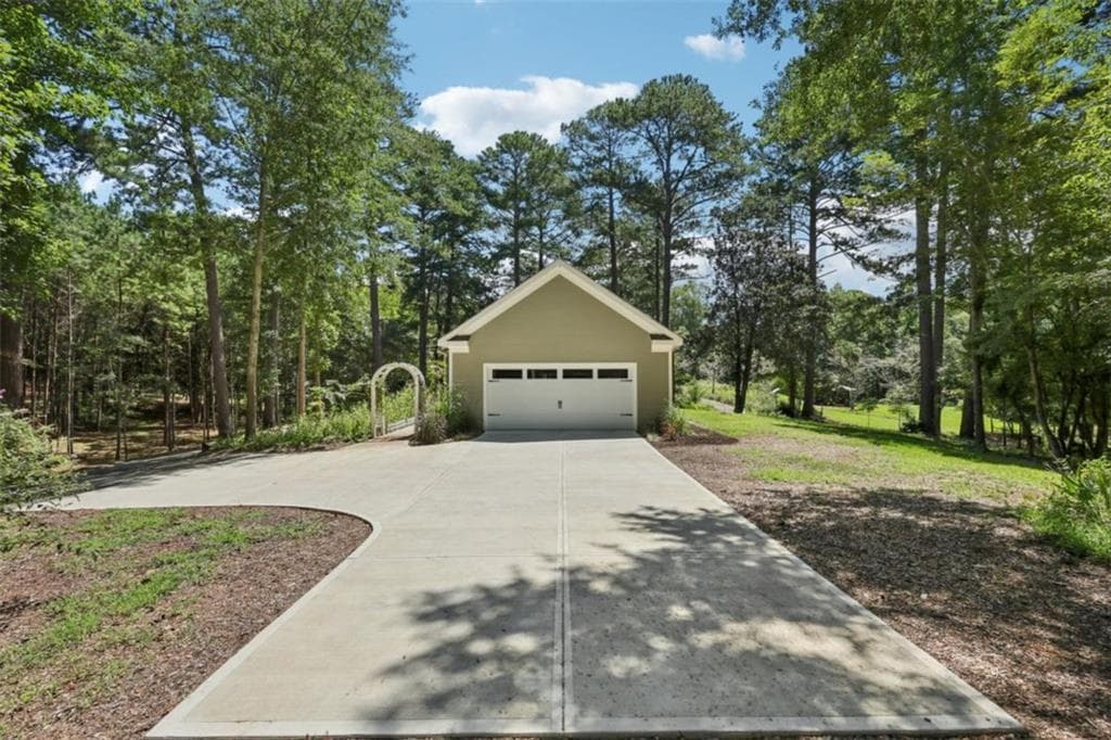 2 bedroom, 2 bathroom, 1,258 sq ft single family residence under contract at 250 Stagecoach Road, Oxford, GA 30054 — photo 9