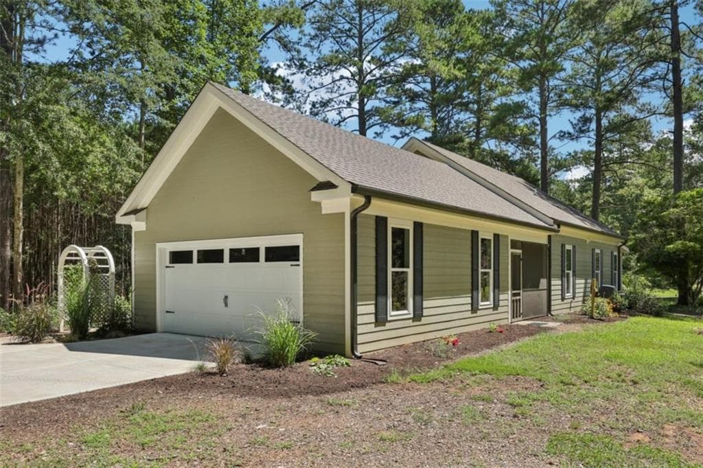 2 bedroom, 2 bathroom, 1,258 sq ft single family residence under contract at 250 Stagecoach Road, Oxford, GA 30054 — photo 10