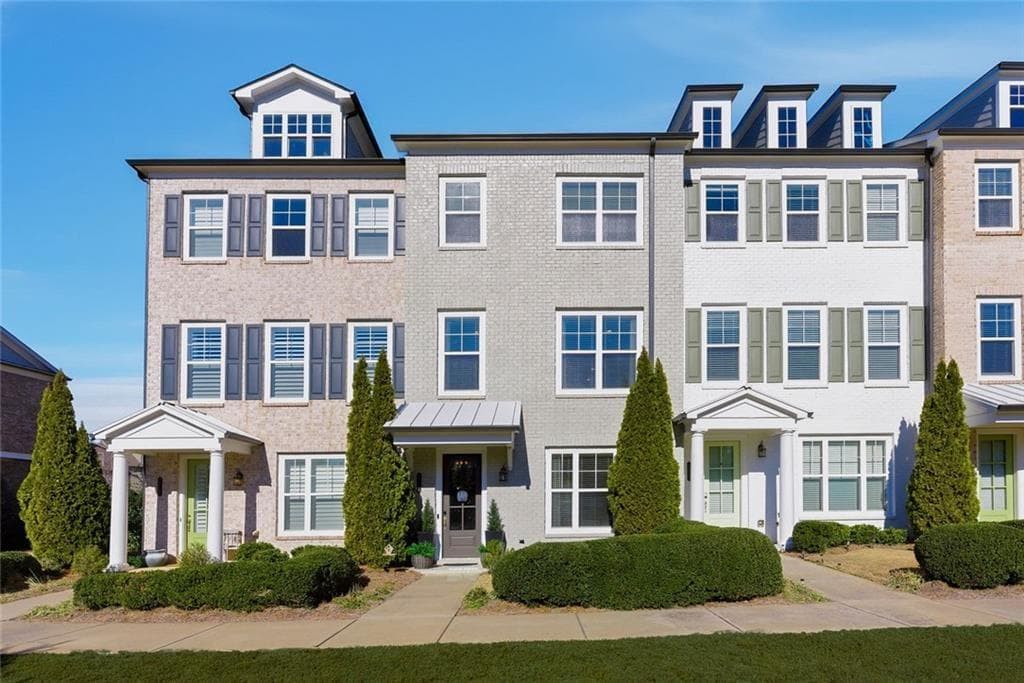 10184 Windalier Way, Roswell, GA 30076 — most recent listing photo