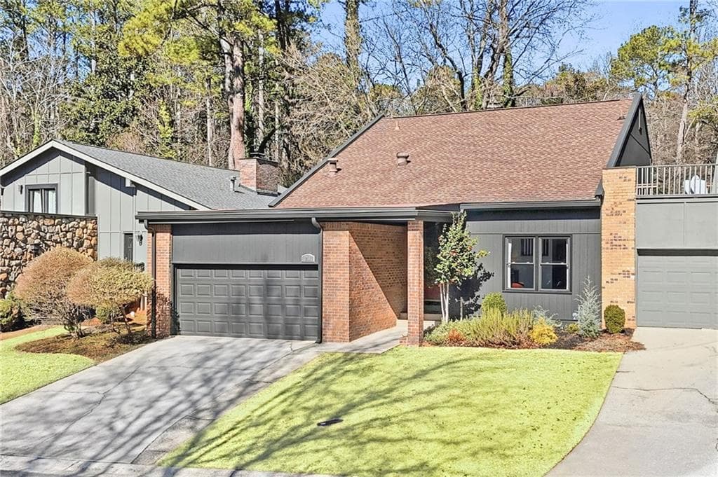 210 Leeward Lane, Roswell, GA 30076 — most recent listing photo