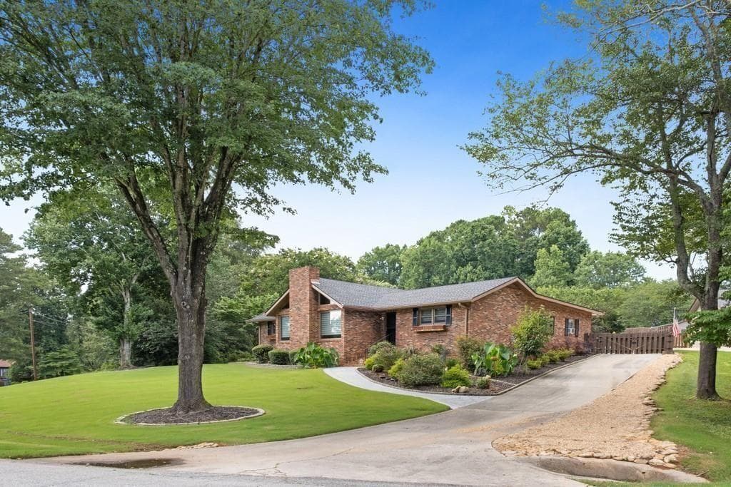 2816 Cardinal Lake Circle, Duluth, GA 30096 — most recent listing photo