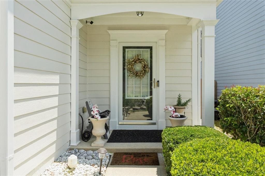 3 bedroom, 3 bathroom, 1,602 sq ft single family residence for sale at 3154 Welmingham Drive, Atlanta, GA 30331 — photo 2