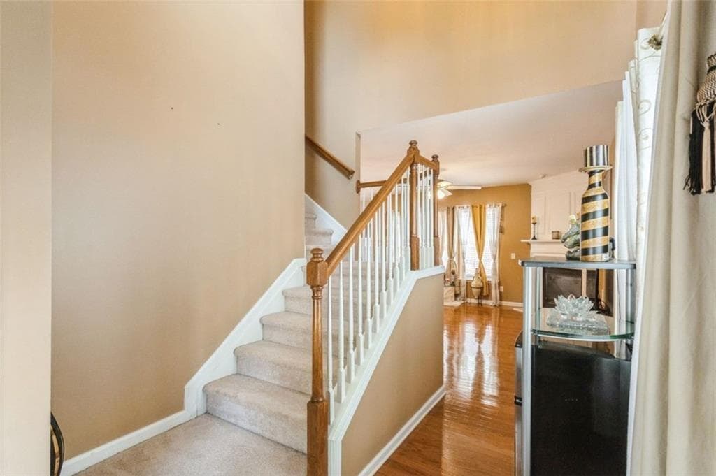 3 bedroom, 3 bathroom, 1,602 sq ft single family residence for sale at 3154 Welmingham Drive, Atlanta, GA 30331 — photo 3