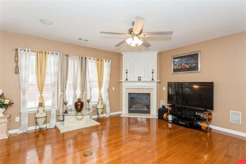 3 bedroom, 3 bathroom, 1,602 sq ft single family residence for sale at 3154 Welmingham Drive, Atlanta, GA 30331 — photo 5