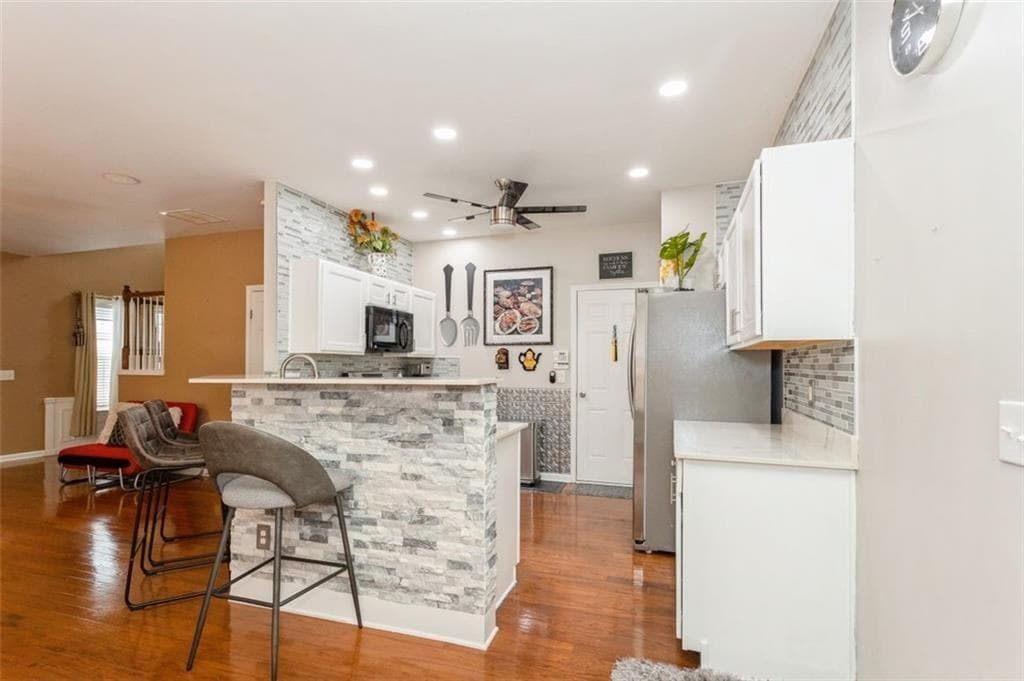3 bedroom, 3 bathroom, 1,602 sq ft single family residence for sale at 3154 Welmingham Drive, Atlanta, GA 30331 — photo 6