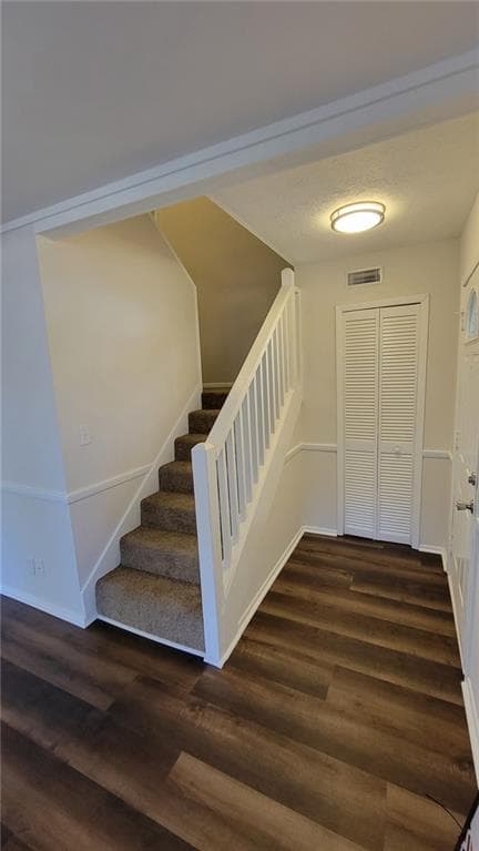 3 bedroom, 3 bathroom, 2,054 sq ft single family residence for sale at 4660 Shannon Court, Union City, GA 30291 — photo 5