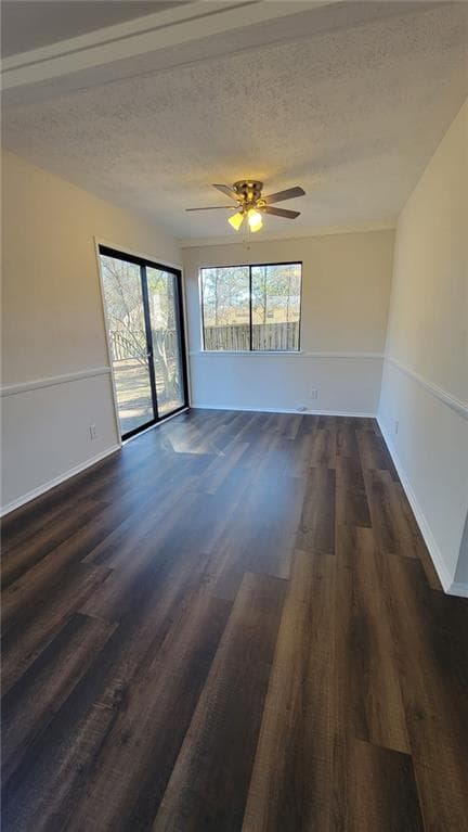 3 bedroom, 3 bathroom, 2,054 sq ft single family residence for sale at 4660 Shannon Court, Union City, GA 30291 — photo 7