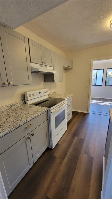 3 bedroom, 3 bathroom, 2,054 sq ft single family residence for sale at 4660 Shannon Court, Union City, GA 30291 — photo 8