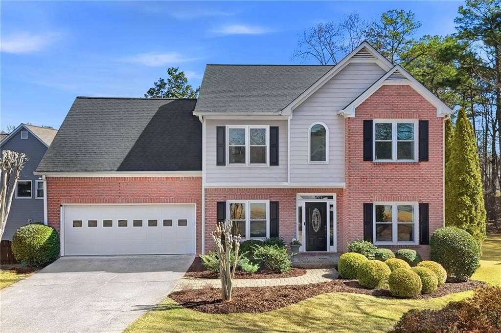 210 Ivey Oaks Way, Roswell, GA 30076 — most recent listing photo