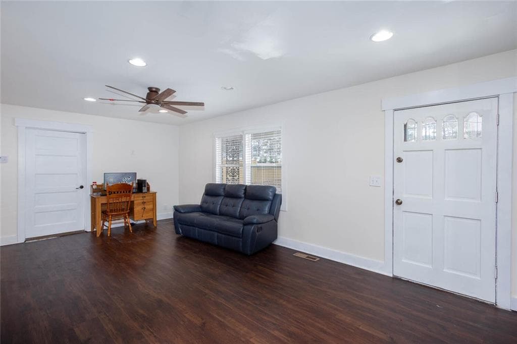 2 bedroom, 2 bathroom, 1,130 sq ft single family residence for sale at 3237 Gus Robinson Road, Powder Springs, GA 30127 — photo 4