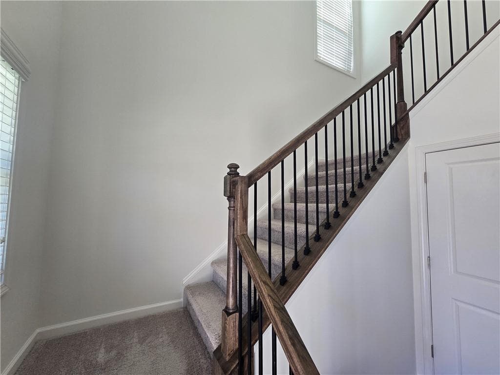 3 bedroom, 3 bathroom, 2,048 sq ft single family residence for sale at 5521 Shallow Branch Drive, Flowery Branch, GA 30542 — photo 8