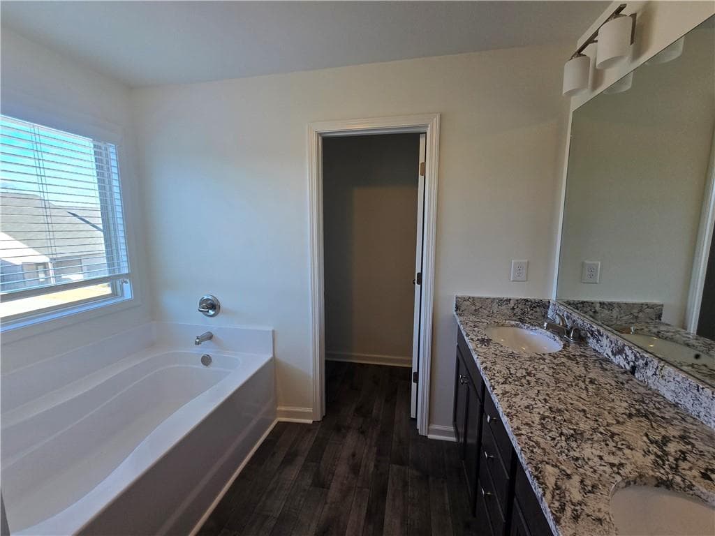3 bedroom, 3 bathroom, 2,048 sq ft single family residence for sale at 5521 Shallow Branch Drive, Flowery Branch, GA 30542 — photo 10